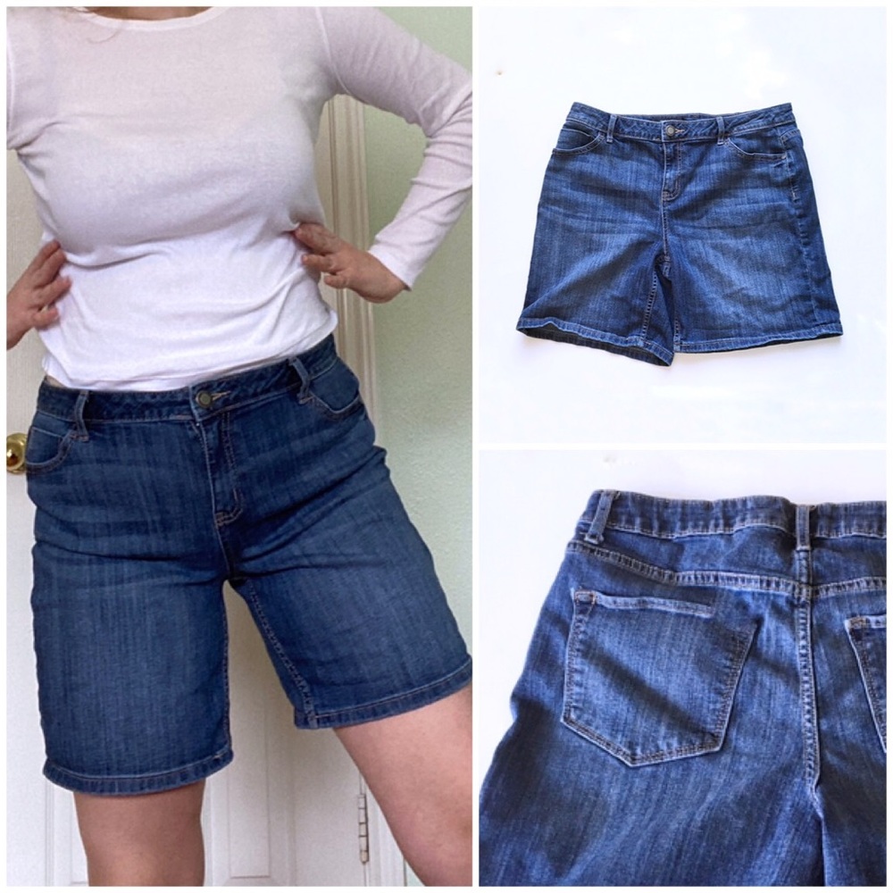Simply Vera  Denim Mid-Rise Shorts Size 12